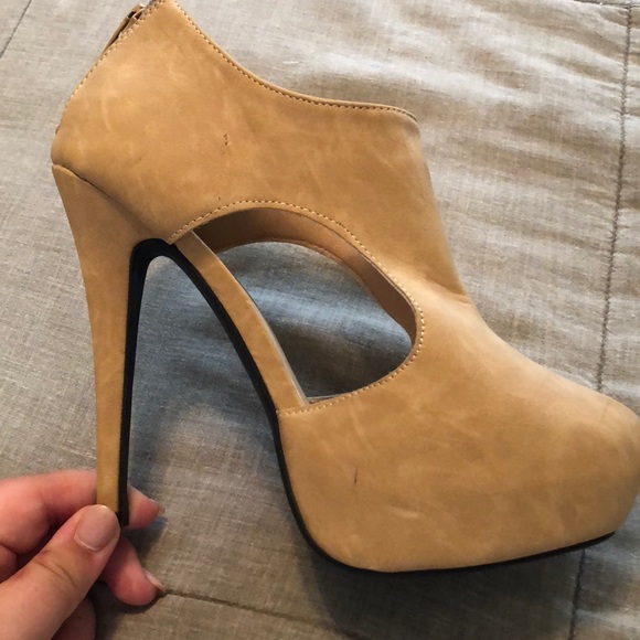 Tan platform Heel - Picture 2 of 2